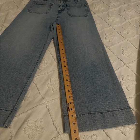 LC Lauren Conrad Wide Leg Cropped Jeans Size 4 Light Wash - Picture 5 of 7